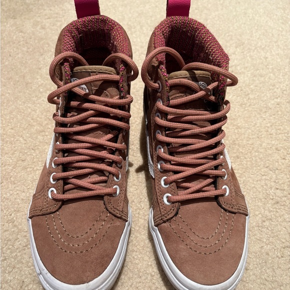 High Top Vans - Picture 2 of 3